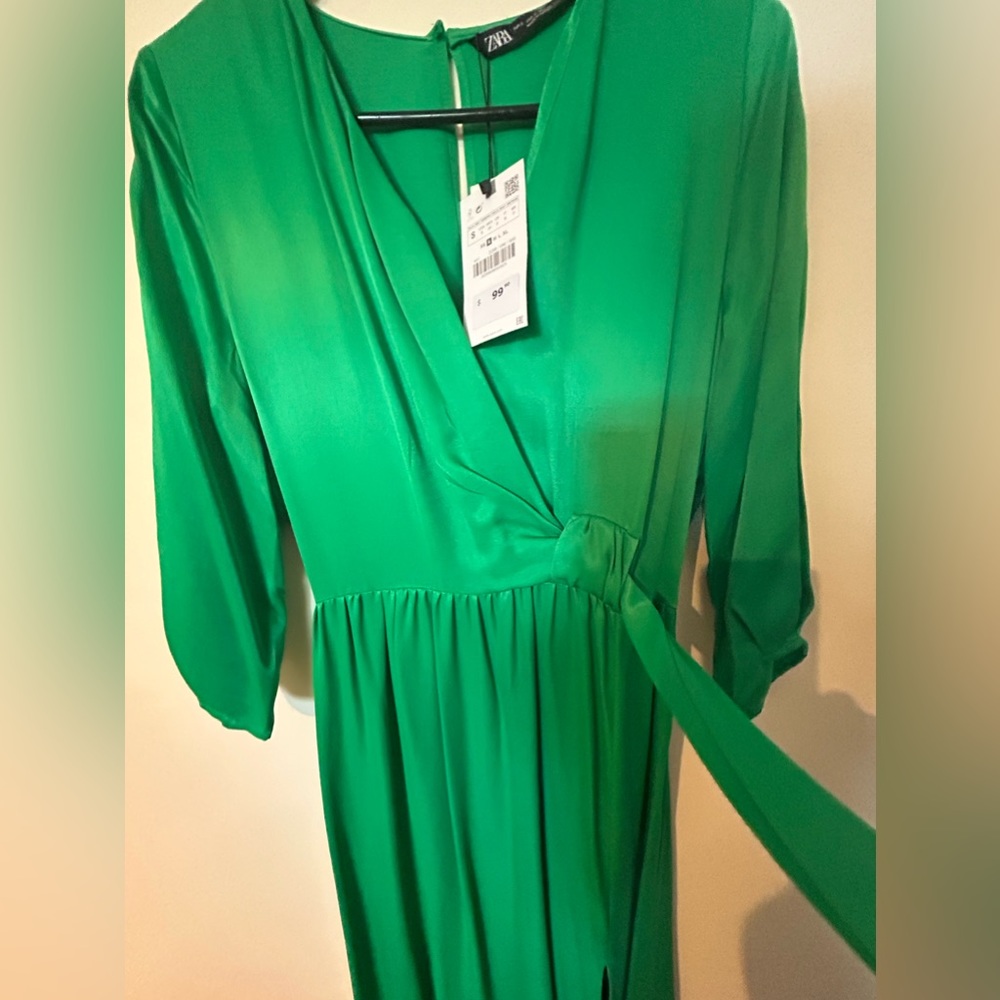 Zara silky green dress